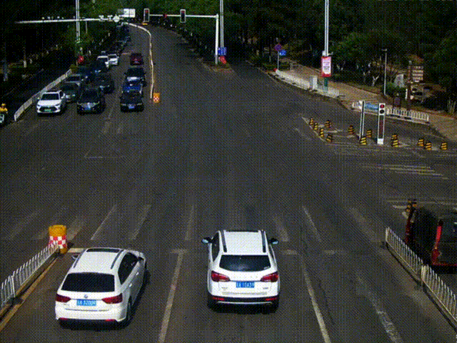 星空·体育中国官方网 骑行非机动车，这些安全知识须注意，附电动自行车在线预约上牌指南→