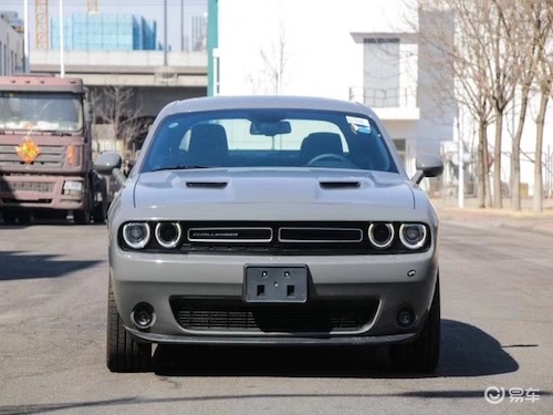 道奇挑战者参数配置_道奇挑战者SXT版 3.6L V6发动机 八速自动变速器 运动座椅