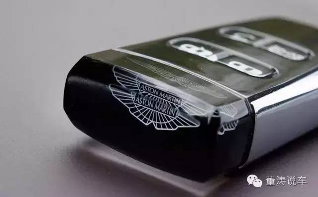 宝马钥匙智能系车怎么用_宝马7系智能车钥匙_宝马的智能车钥匙