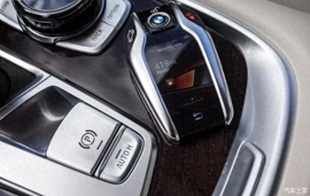 星空·体育中国官方网 宝马车钥匙原来还有这些功能 用了这么久我竟才发现