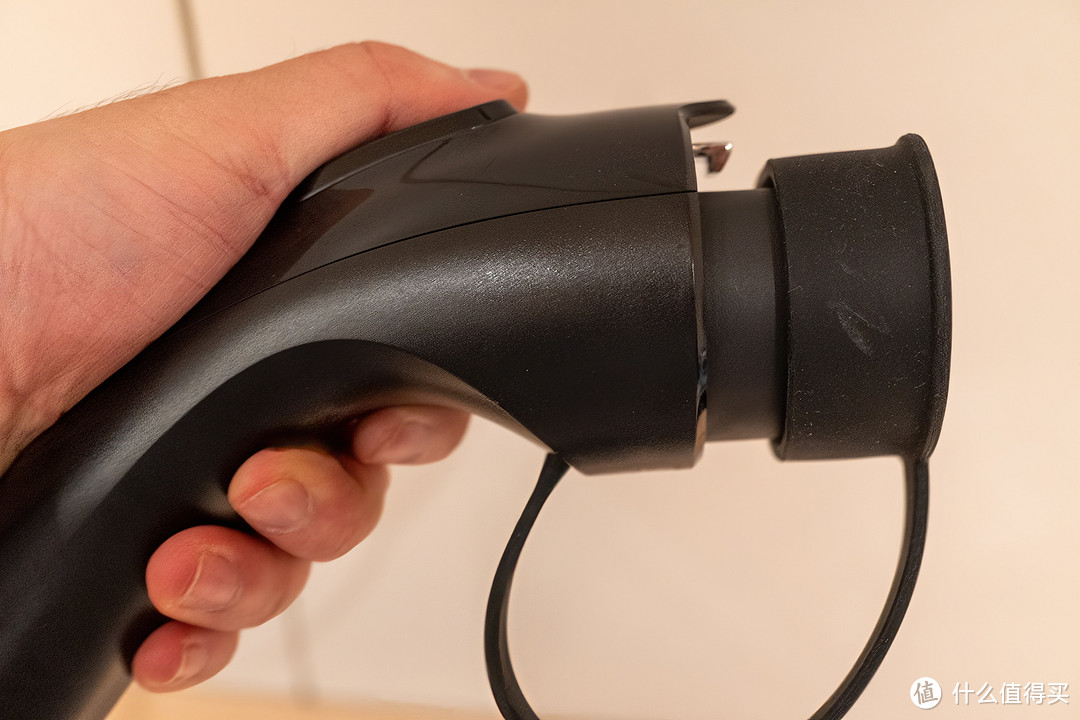 智能蓝牙gps定位车充_随车充模式2_随车充缆上控制与保护装置