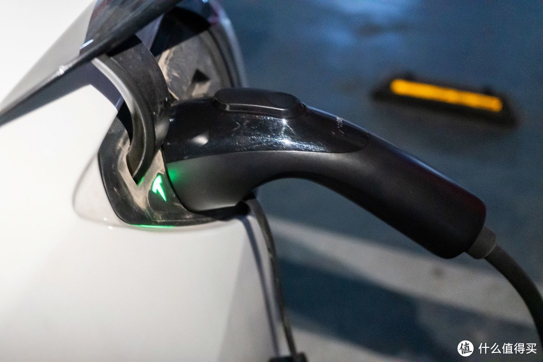 随车充缆上控制与保护装置_随车充模式2_智能蓝牙gps定位车充