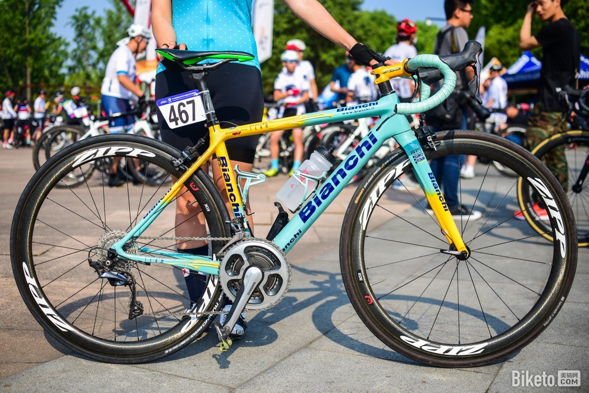 星空·体育中国官方网 公路车碳纤维车架什么品牌好，能推荐一下吗