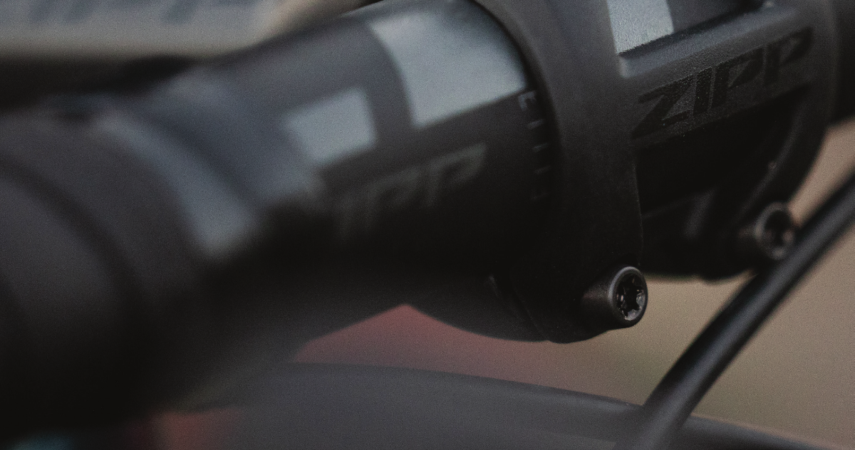 骑行碳碳的车架怎么样_碳座管对骑行_自行车碳纤维座管