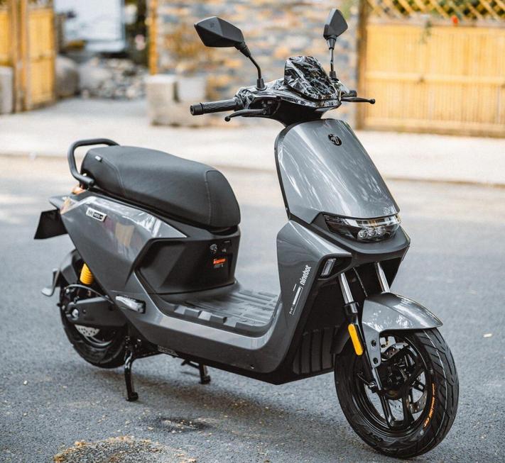 博世电机和雅迪电机哪个好_电动摩托车品牌排行榜_绿源电动摩托车评测
