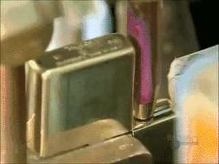 zippo打火机换棉芯多少钱_zippo打火机换棉花_zippo打火机棉芯怎么换