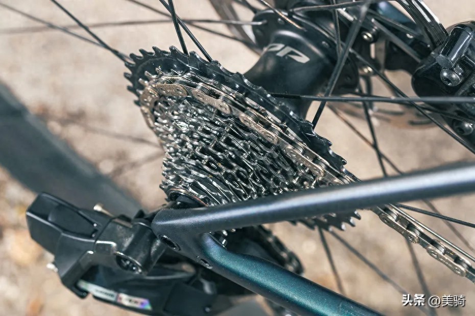 自行车飞轮工作原理_山地车公路车飞轮齿比选择_山地车换个塔基多少钱