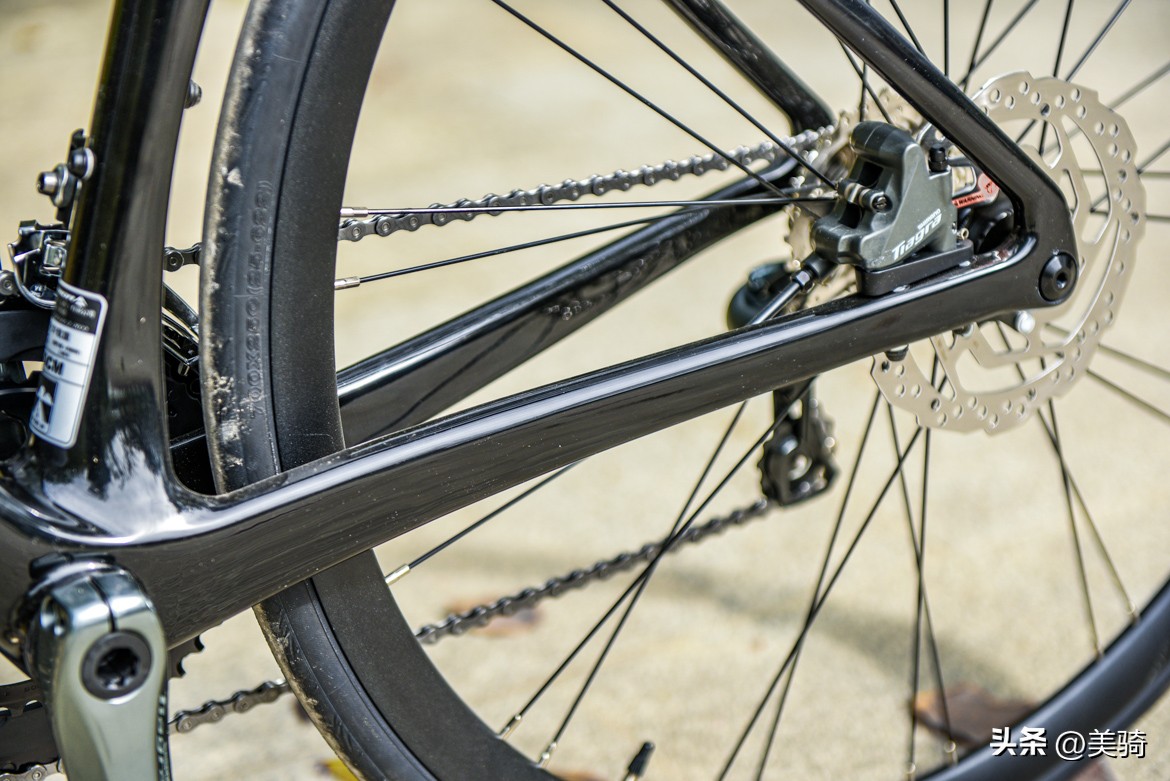美利达车架号几位_美利达斯特拉CARBON性价比评测_美利达斯特拉第五代碳纤维公路车
