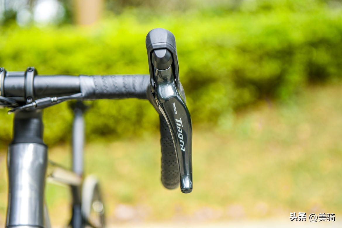 美利达斯特拉CARBON性价比评测_美利达车架号几位_美利达斯特拉第五代碳纤维公路车