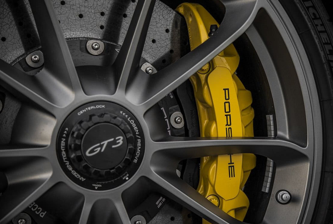 碟刹比鼓刹更强吗？为啥私家车追求碟刹，可大货车却只用鼓刹​