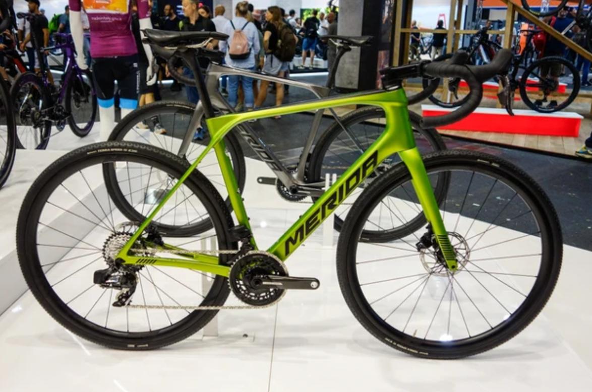 2023年欧洲自行车展最新产品_欧展3D打印钛合金公路车_cannondale 2025