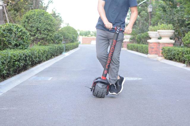 独轮平衡车如何控制_独轮智能平衡车_平衡智能车独轮车价格