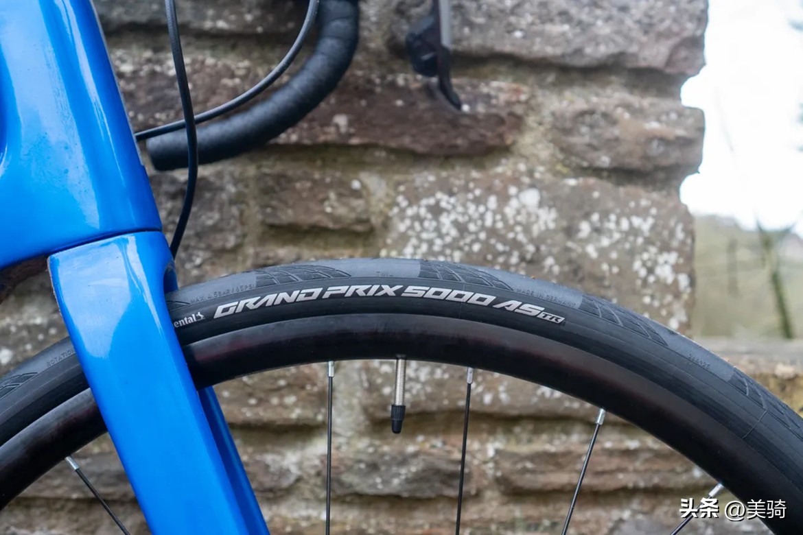 山地车气叉打气筒_山地车气叉打气视频_山地车气叉打气