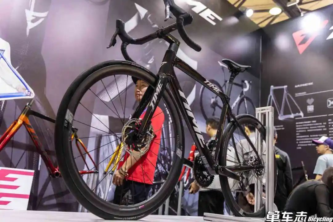 欧亚马自行车如何_ 2025年上海展新车潮品 _
