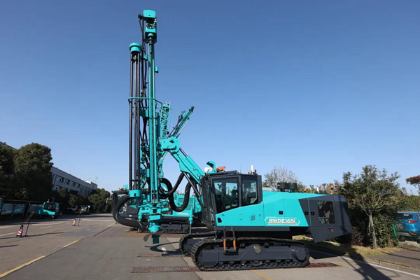 山河智能挖机报价表80_山河智能挖掘机提车作业_山河智能挖掘机操作教程