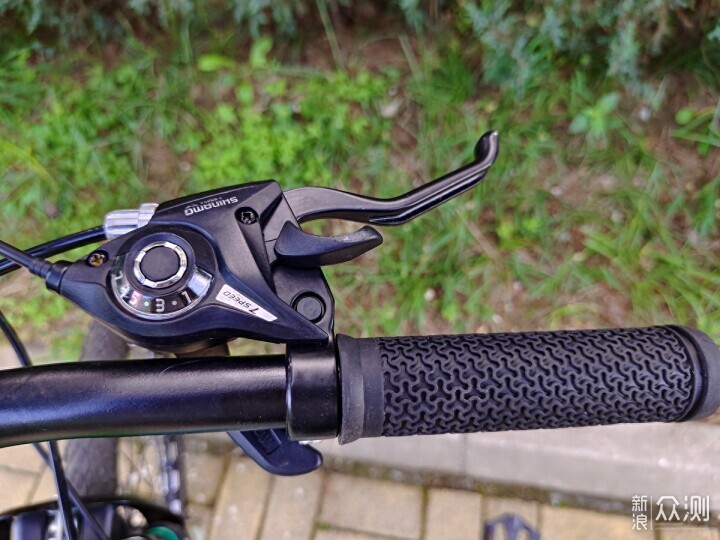 自由骑行来记录新手第一款变速自行车的细节_新浪众测