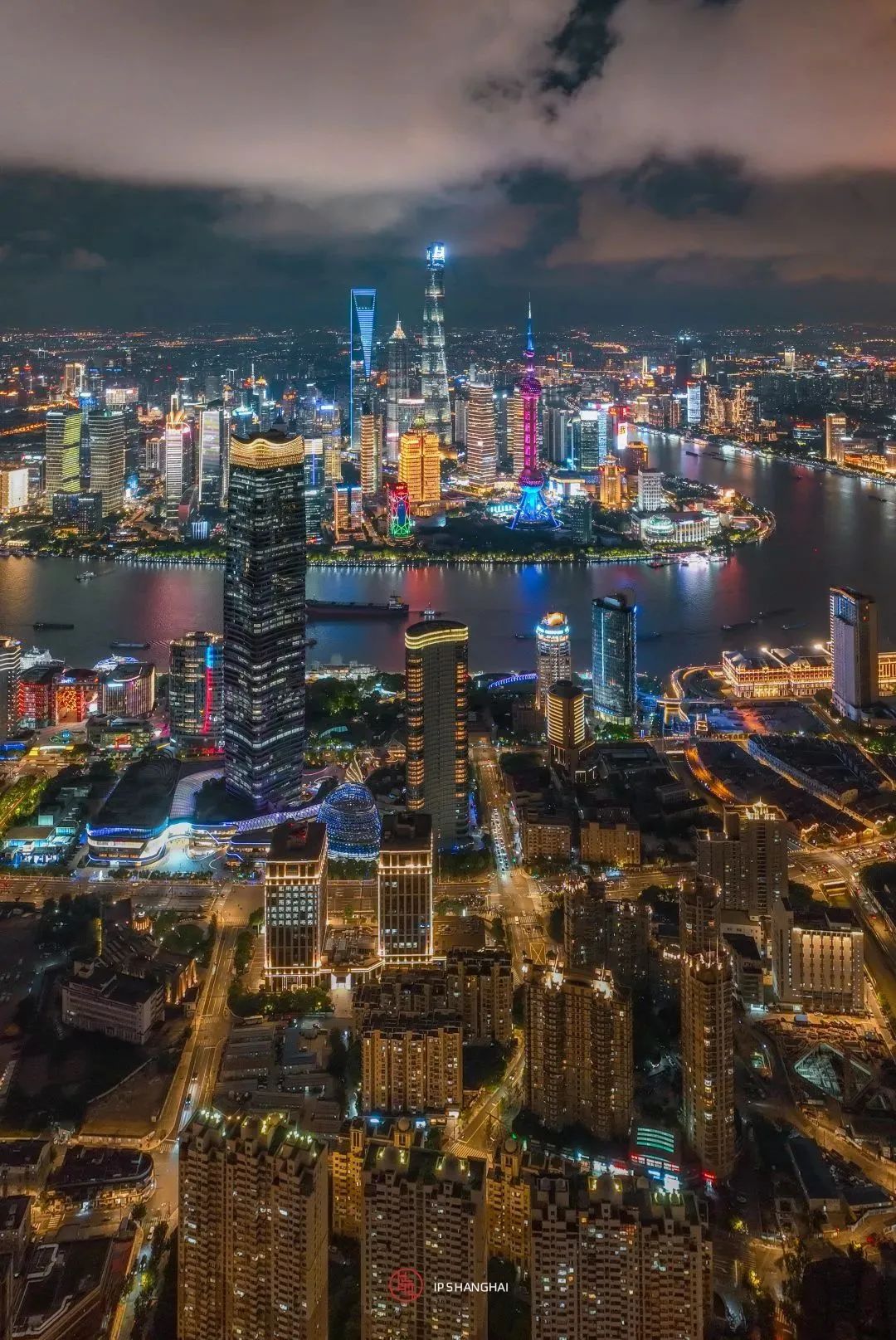 徐汇滨江艺术体验_浦东滨江自行车道_黄浦江滨江艺术改造