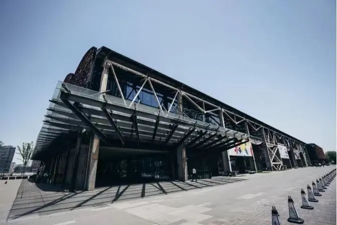 浦东滨江自行车道_上海工业遗产改造案例_浦东滨江工业遗产