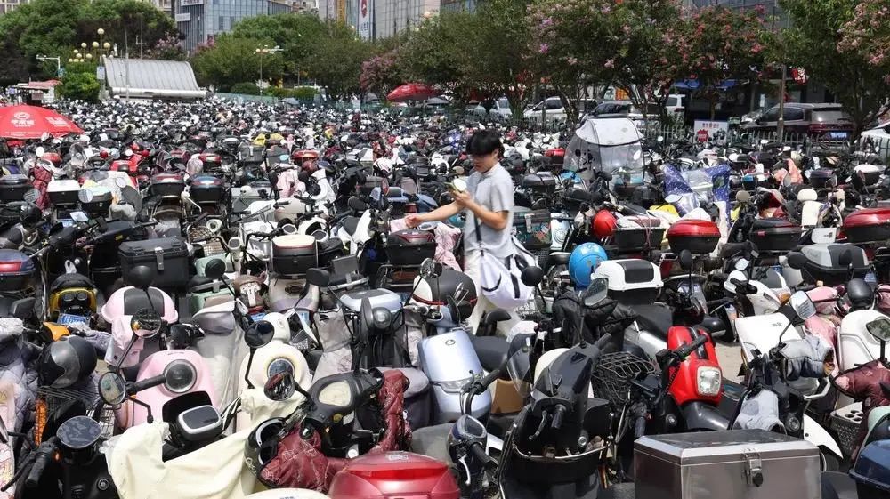 智能平衡车品牌_两轮电动车智能化功能_高端智能两轮电动车