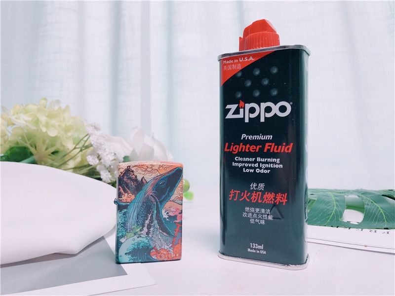 浮世绘鲸鱼打火机设计_ZIPPO打火机表白礼物_zippo打火机玩法入门