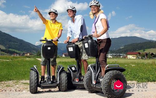 平衡车诉讼 广州 用户 酷玩九号平衡车 小米 纳恩博 陀螺仪感应 事故原因 平衡车行业 负面新闻 滑行工具 路权问题 标_智能平衡车 原理