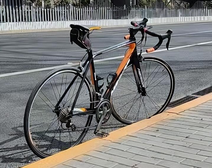 暗网下载 都是国产蓝图手变 咋差距就这么大呢