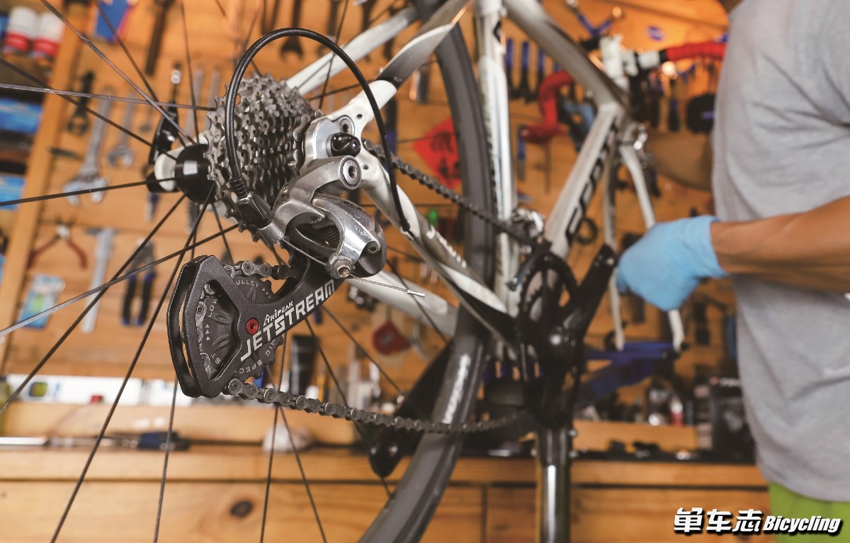 公路车怎么改装_轮组轻量化选择_公路车轻量化改装