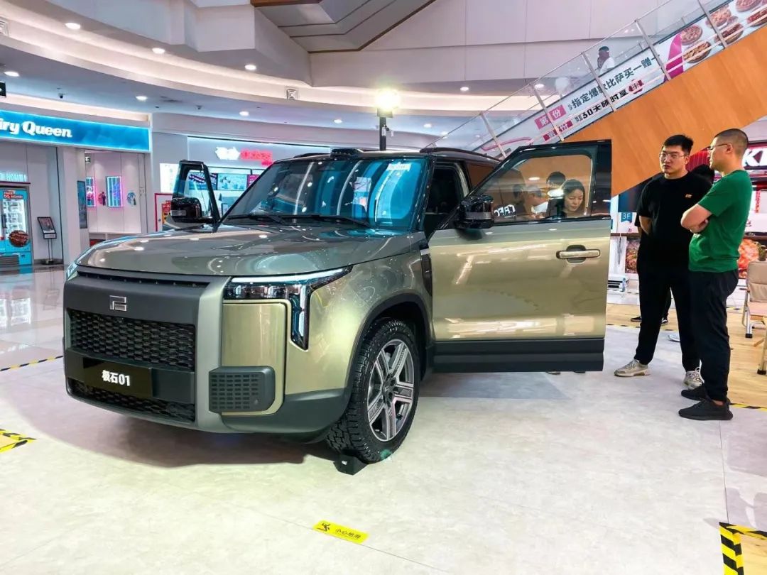 扫地机器人价格飙升原因_智能扫地机器人 车玻璃压_扫地机器人行业增长失速分析