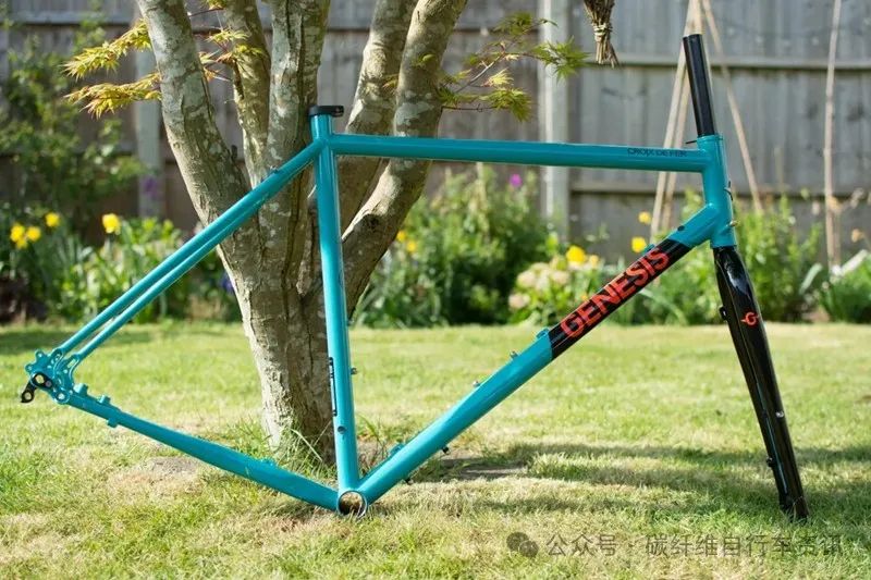 山地车塔基怎么拆下_自行车车架材质类型_自行车零部件组成