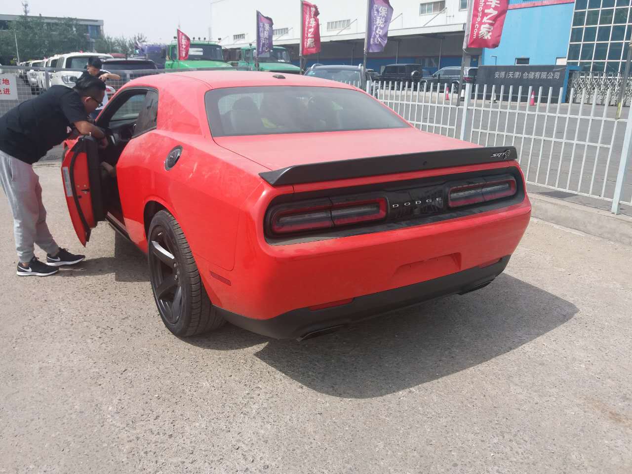 道奇者挑战者_道奇挑战者16款参数_道奇2020款挑战者