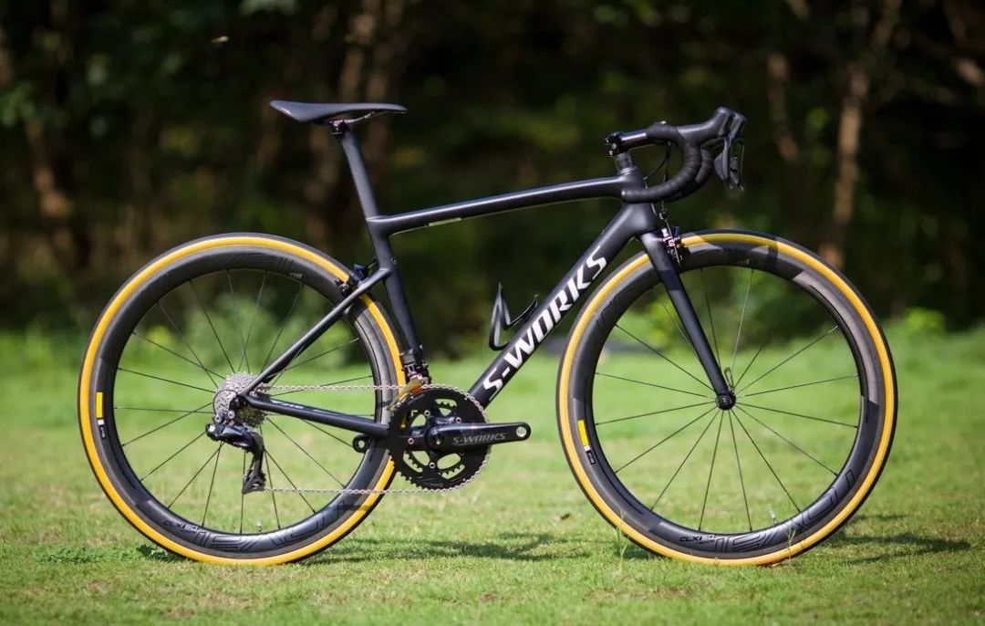 选购自行车指南_自行车种类_cannondale supersix