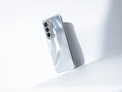 AI赋能，OPPO Reno12系列助你学习面试两不误