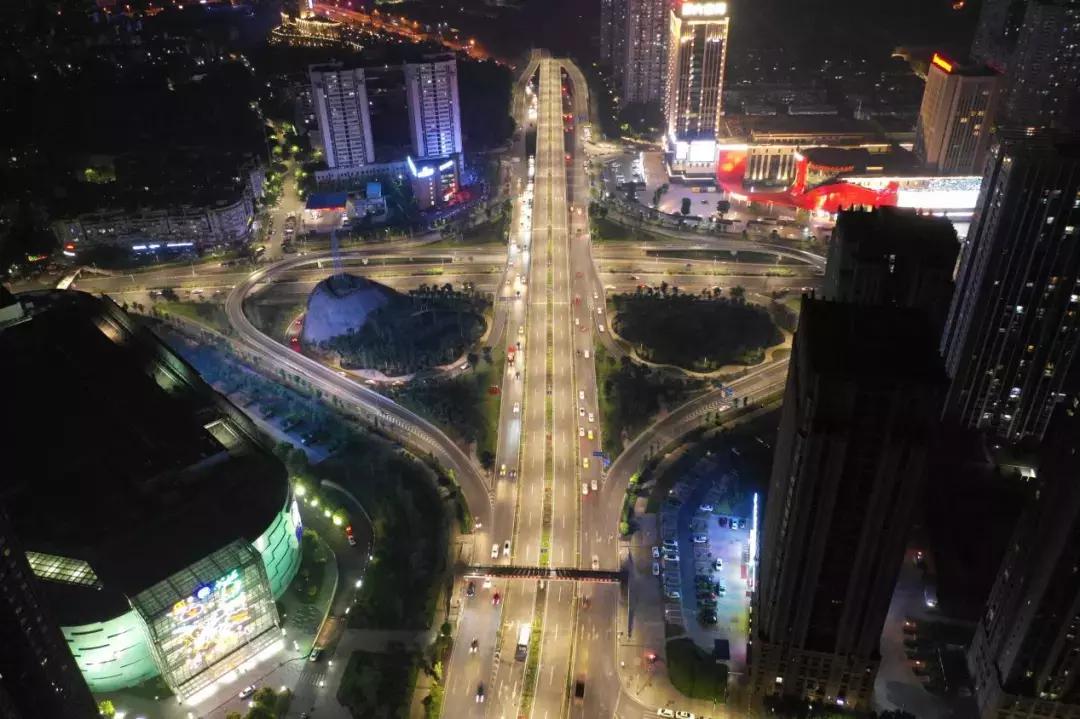 大疆御Mavic 2变焦版对比_大疆御Mavic 2专业版评测_mavic air适合新手