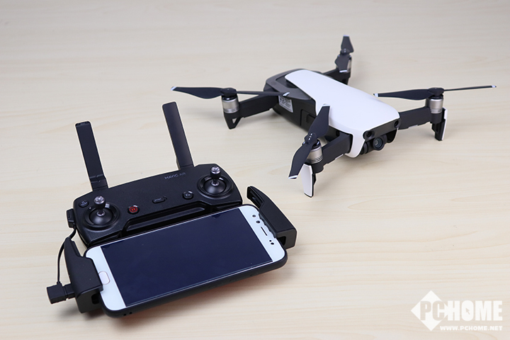 大疆Mavic Air安全功能_mavic air适合新手_大疆Mavic Air便携设计