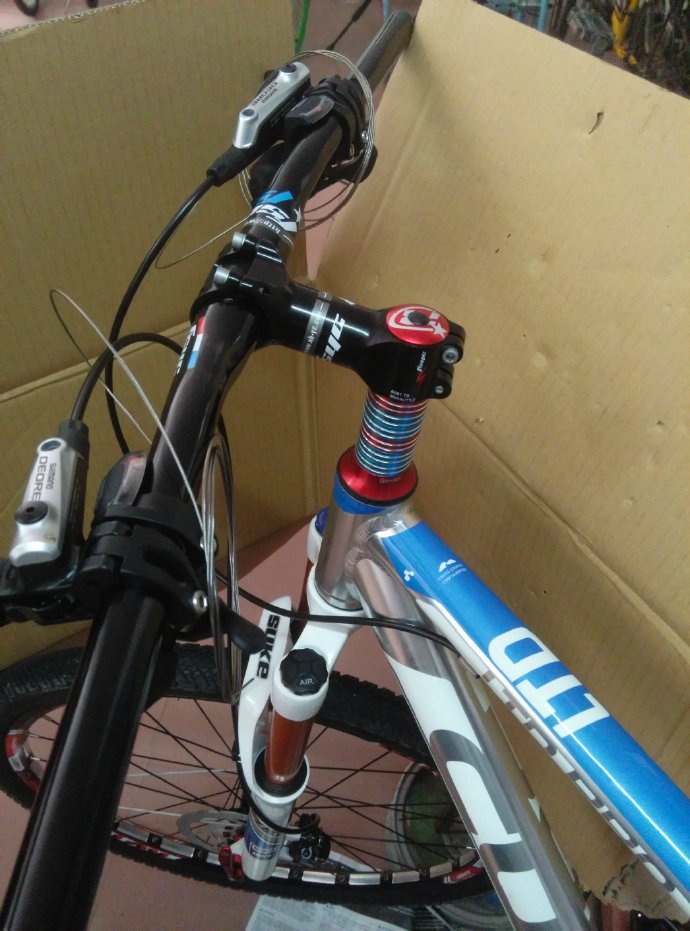 弹簧前叉拆装_自行车零件选购_DIY自行车组装教程