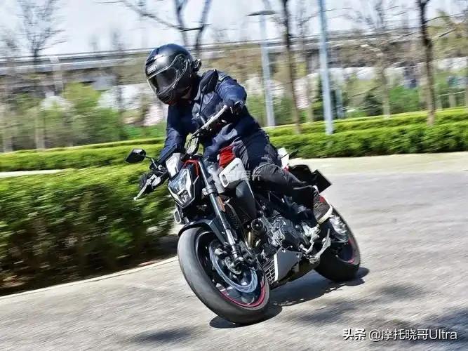 弹簧前叉拆装_摩托车正叉倒叉区别_优缺点对比