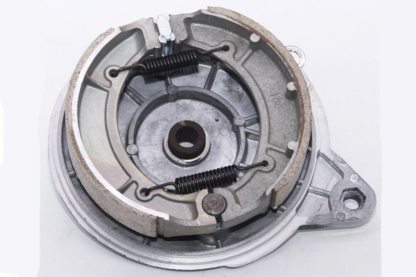 汽车刹车鼓刹与碟刹区别_鼓刹和碟刹哪个好_碟刹与鼓刹优缺点对比