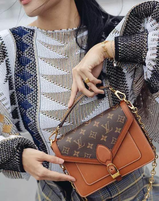 zippy是lv吗_LV Monogram老花类_LV包包盘点