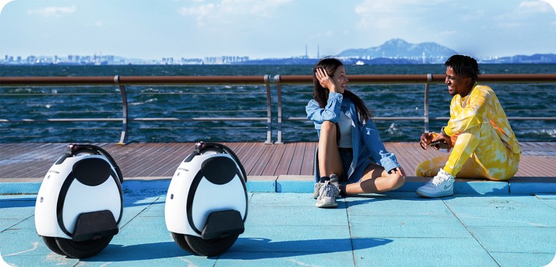 乐行天下科技有限公司2024夏季潮玩新品_智能双轮平衡车乐行天下小圆仔_威帮智能平衡车