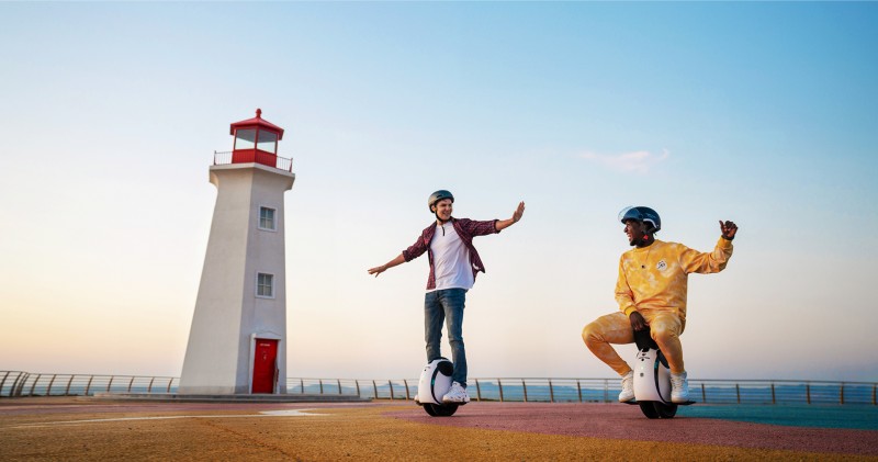 乐行天下科技有限公司2024夏季潮玩新品_智能双轮平衡车乐行天下小圆仔_威帮智能平衡车