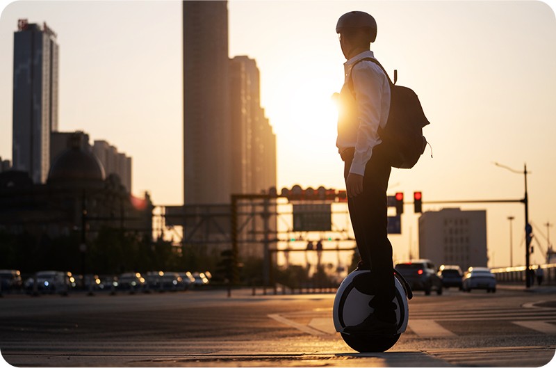 乐行天下科技有限公司2024夏季潮玩新品_威帮智能平衡车_智能双轮平衡车乐行天下小圆仔